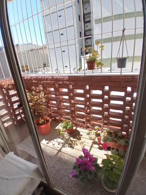Excelente Depto. 4 Amb. C/ Balcon y Patio - Imagen# 16
