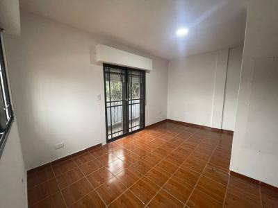 Excelente PH de 4 Ambientes C/balcon - Imagen# 11