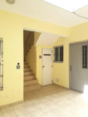 Departamento 2 Amb. 2° Piso Por Escalera - Imagen# 2