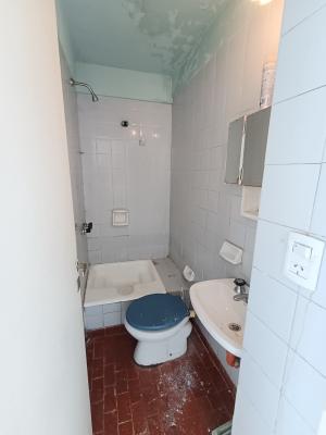 Excelente Depto. 2 Amb. C/balcon Aterrazado y Cochera - Imagen# 16