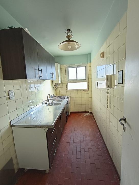 Excelente Depto. 2 Amb. C/balcon Aterrazado y Cochera - Imagen# 23