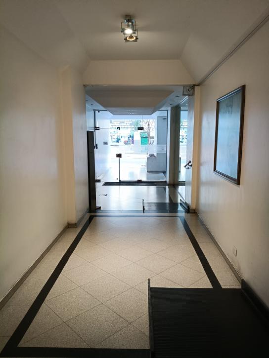 Excelente Depto. 2 Amb. C/balcon Aterrazado y Cochera - Imagen# 4