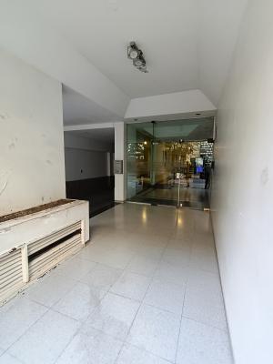 Excelente Depto. 2 Amb. C/balcon Aterrazado y Cochera - Imagen# 3