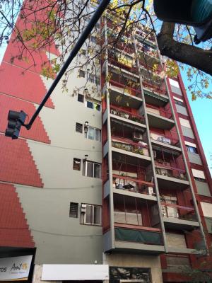 Excelente Departamento 2 Amb. C/balcon - Imagen# 1