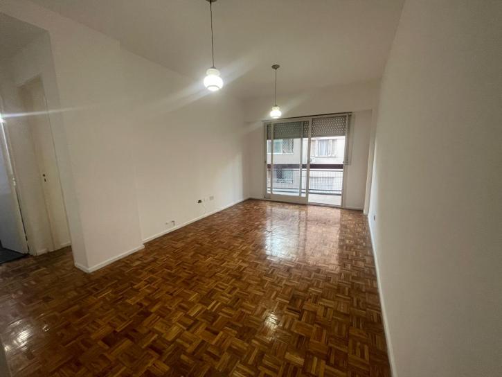 Excelente Departamento 2 Amb. C/balcon - Imagen# 9