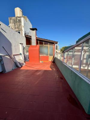Casa de 4 Amb. C/patio, Terraza, Quincho y Garage - Imagen# 16