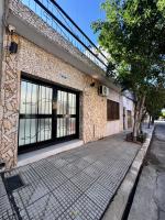 Casa de 4 Amb. C/patio, Terraza, Quincho y Garage - Imagen# 19