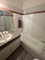 Excelente Piso de 4 Amb. c/2 Balcón y Cochera - Imagen# 19