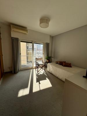 Excelente Piso de 4 Amb. c/2 Balcón y Cochera - Imagen# 20