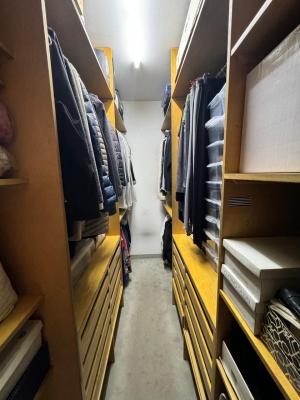Excelente Piso de 4 Amb. c/2 Balcón y Cochera - Imagen# 28