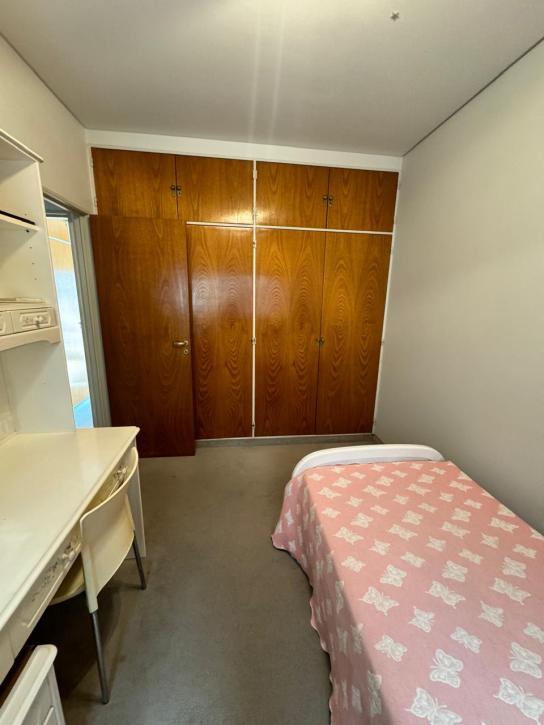 Excelente Piso de 4 Amb. c/2 Balcón y Cochera - Imagen# 17