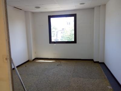 Oficina a Refaccionar con Cocheras - Imagen# 5