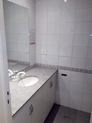 Oficina a Refaccionar con Cocheras - Imagen# 8