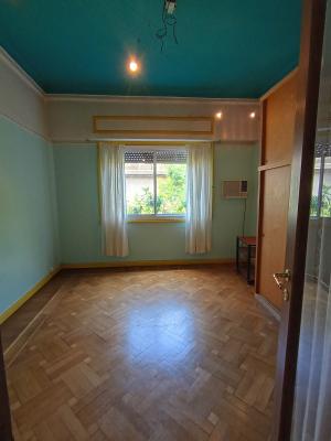 Excelente Depto. de 4 Amb. C/dependencia de Servicio y Balcon - Imagen# 13