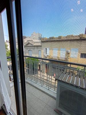 Excelente Depto. de 4 Amb. C/dependencia de Servicio y Balcon - Imagen# 15