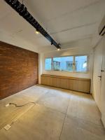 Excelente Oficina de 3 Amb. C/cochera - Imagen# 6