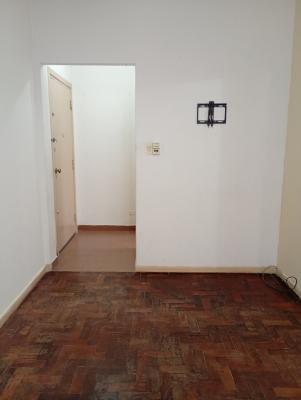 Muy Lindo Departamento de 2 Ambientes C/2 Patios - Imagen# 3